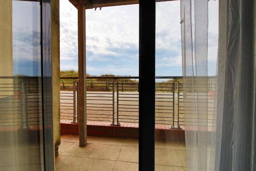 The Observatory By Mia Living 2 Bedroom Apartment Overlooking Swansea Beach With Free Parking Buitenkant foto