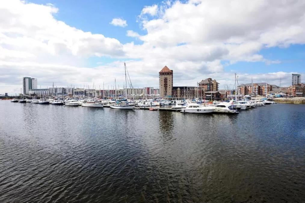 The Observatory By Mia Living 2 Bedroom Apartment Overlooking Swansea Beach With Free Parking Buitenkant foto