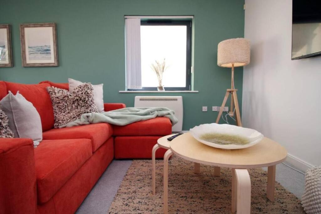 The Observatory By Mia Living 2 Bedroom Apartment Overlooking Swansea Beach With Free Parking Buitenkant foto