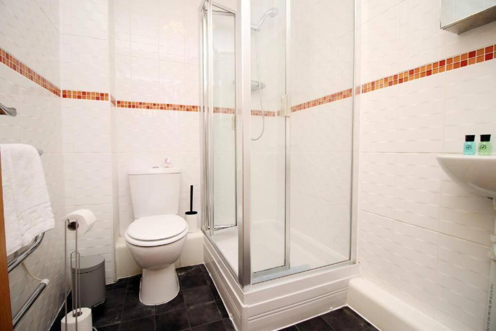 The Observatory By Mia Living 2 Bedroom Apartment Overlooking Swansea Beach With Free Parking Buitenkant foto