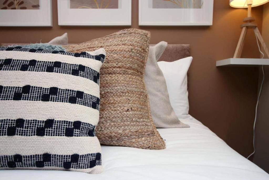 The Observatory By Mia Living 2 Bedroom Apartment Overlooking Swansea Beach With Free Parking Buitenkant foto